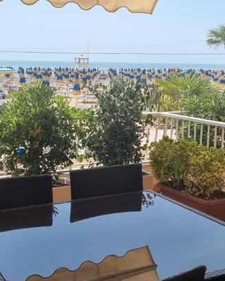 Appartamento fronte mare