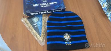 Cappellino e gagliardetto Inter