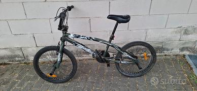 Bici bmx Bolt Line usata cerchio 20. SOLO CONSEGNA