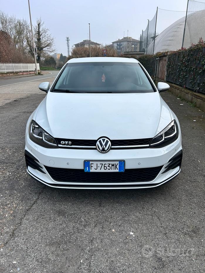 VOLKSWAGEN Golf 7ª serie