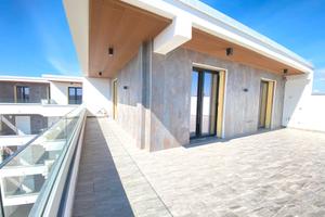 Attico 160MQ+2Terrazzi+DUE Posti Auto MAV350