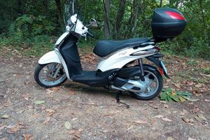 scooter liberty 125