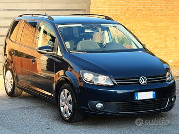 VW Touran 1.6 TDI DSG-7POSTI-U.Prop-GARANZIA-2014