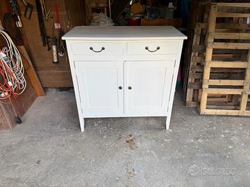 Credenza in abete bianco crema 
