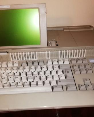 Pc portatile  anni '80 amstrad