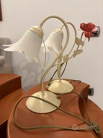 Due lampade fiore