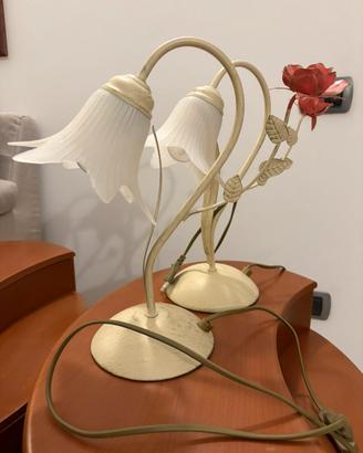Due lampade fiore