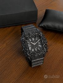 Orologio uomo di lusso nero con dettagli brillanti
