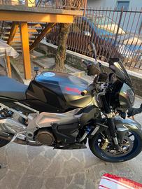 Aprilia tuono 
