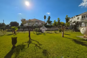 VILLA SINGOLA A LAMEZIA TERME