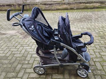 passeggino fratellare