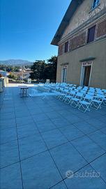 60 sedie bianche matrimonio + arco e accessori