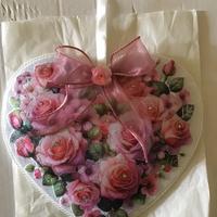 Cuore in feltro bianco