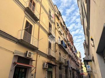 MULTILOCALE A CASTELLAMMARE DI STABIA