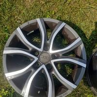 Cerchi in lega 16"