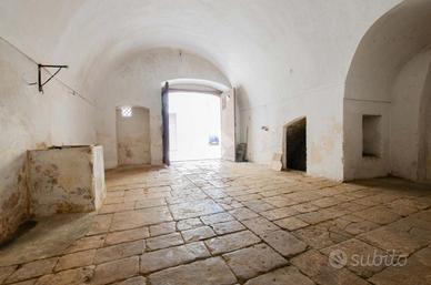 BOX A GIOIA DEL COLLE