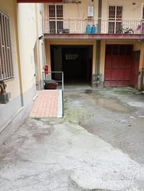 Garage via Dentice D' Accadia 78