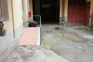 Garage via Dentice D' Accadia 78