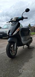 piaggio zip 50
