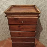 Cassettiera in legno pino di Svezia 