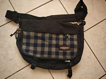 borsa a tracolla per notebook Eastpak