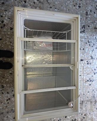 Congelatore a pozzetto
