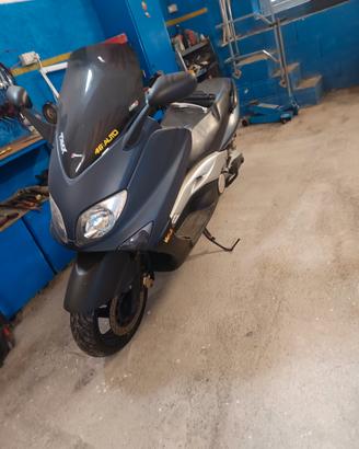 YAMAHA T MAX 500