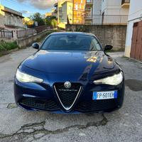 Alfa romeo giulia 2018 2.2 180cv