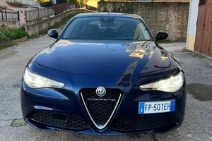 Alfa romeo giulia 2018 2.2 180cv