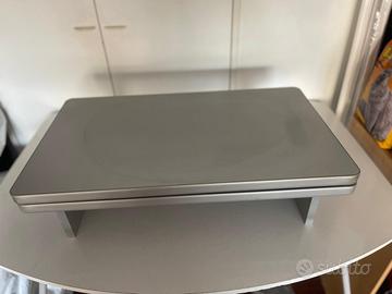 Rialzo TV grigio