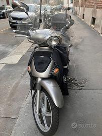 Kymco People 125 - 2011