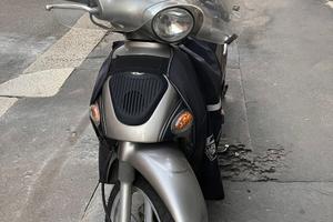 Kymco People 125 - 2011