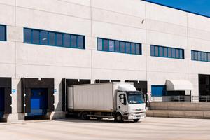 Capannoni con banchine mq 1000/2000/3000/4000/5000