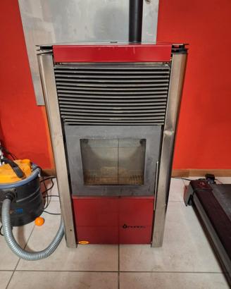 Stufa Pellet/Mais Puros Maya 11,4kw DA REVISIONARE