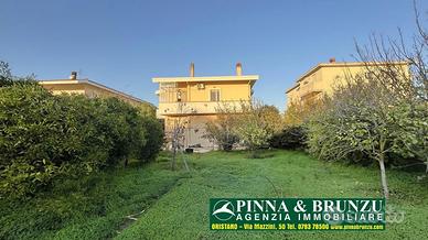 Baratili S. P. - Villa ampio Giardino