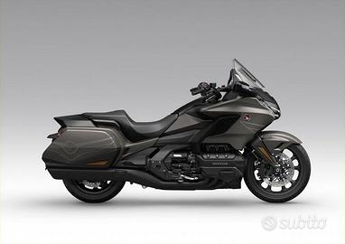 Honda GL 1800 Gold Wing GOLDWING 1800 BAGGER ...
