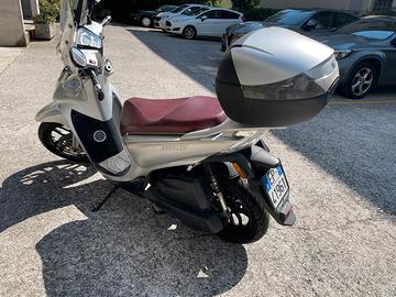 Kymco People 150