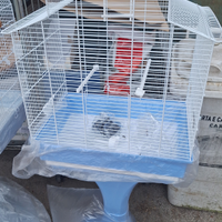 Gabbie col piedistallo