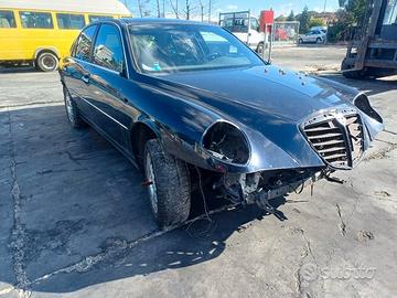 Ricambi di carrozzeria Lancia Thesis