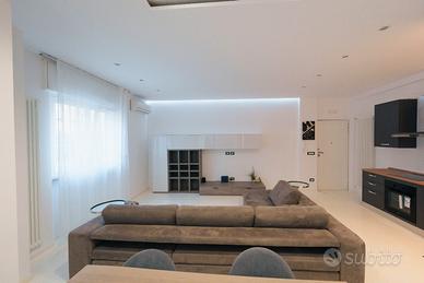 Appartamento appena ristrutturato con posto auto