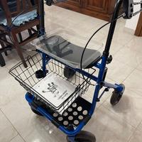 Deambulatore per anziani
