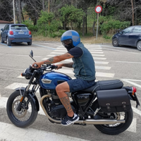 Triumph bonneville t100