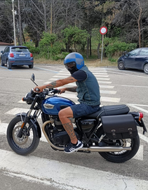 Triumph bonneville t100