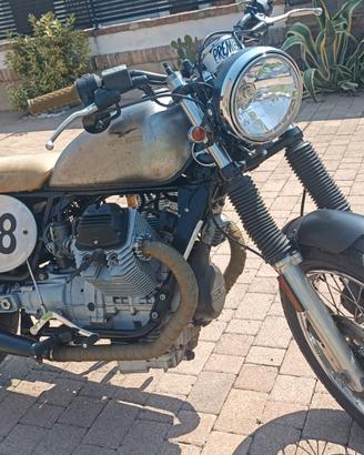 GUZZI 750