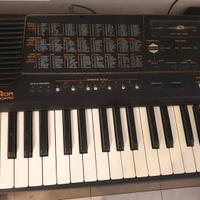 Pianola Roland F-140R INTELLIGENT, con cavalletto