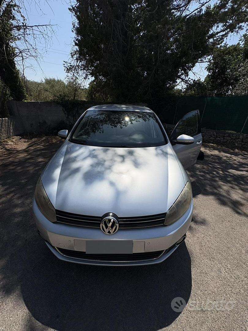 Volkswagen Golf 2010 photo 2