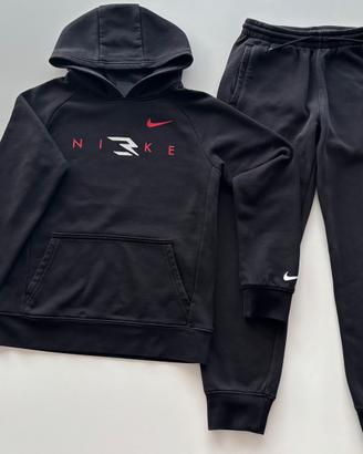 Felpa Nike e Pantalone Jordan