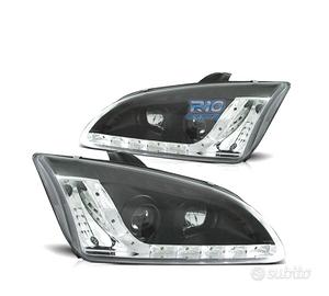 FARI FORD FOCUS 04-08 LUCE DIURNA A LED FONDO NERO