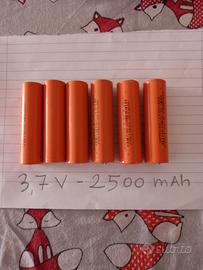 lotto di 14 batterie al litio 