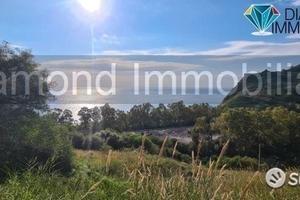 Terreno in parte edificabile a forza d'agro
